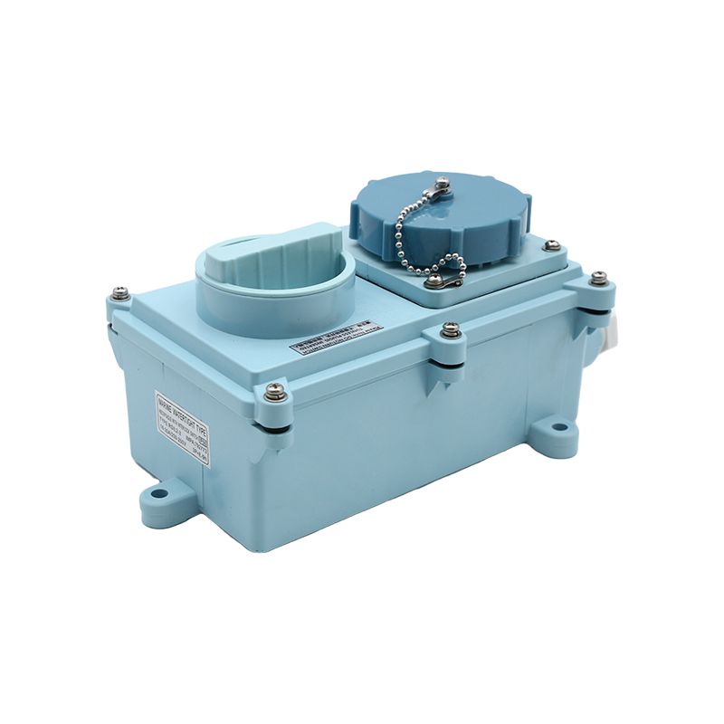 Soket Kedap Air Marin Dengan Suis-792773